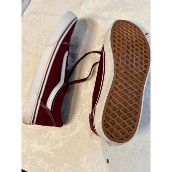 Vans maroon,‎ Youth, size 6.0 - Picture 4 of 6